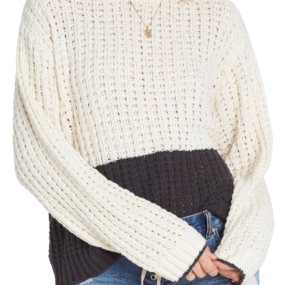 Billabong Cream and Navy Blue Sweater